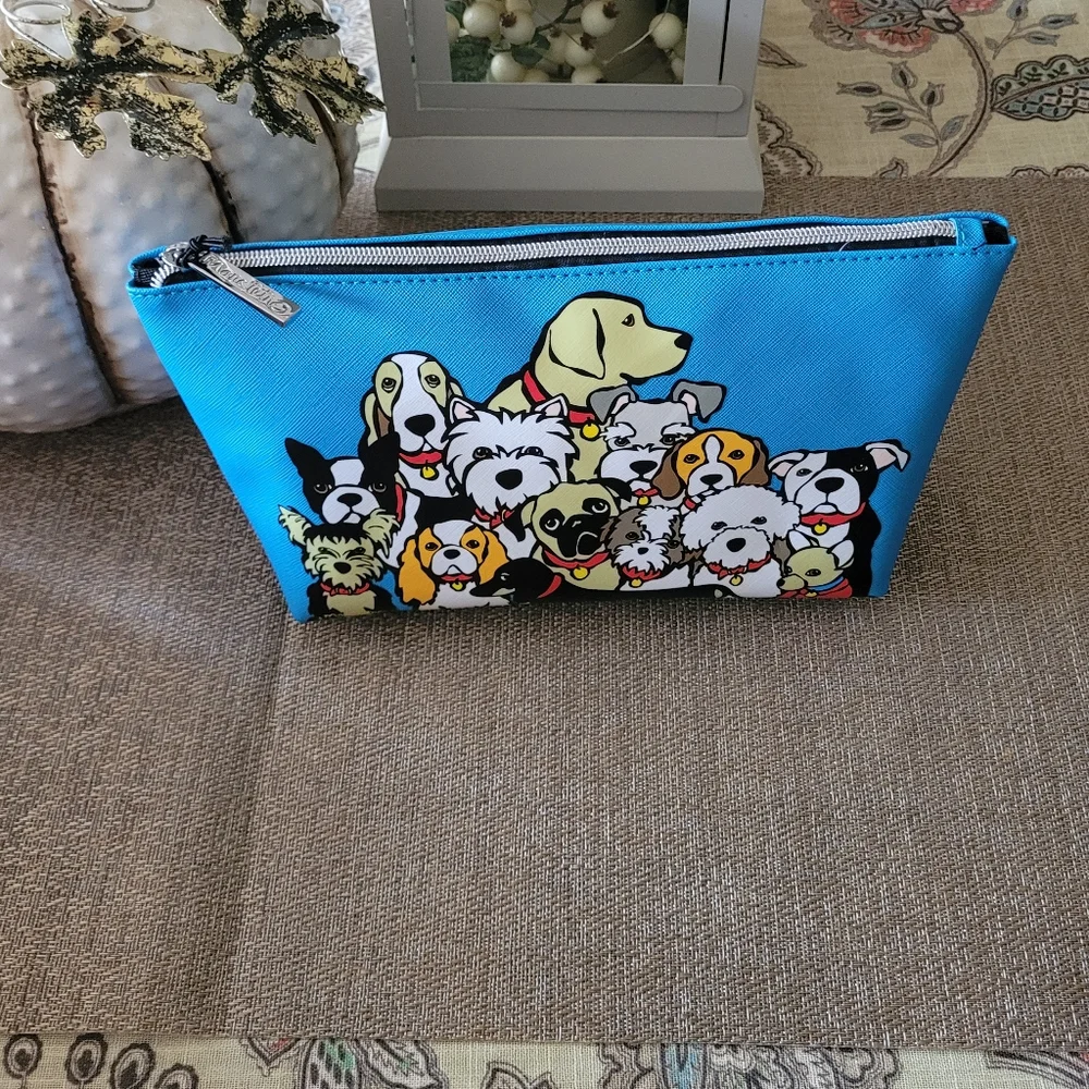 Marc Tetro cosmetic bag